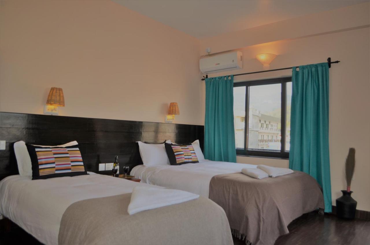 Hotel Karuna Pokhara Exterior foto
