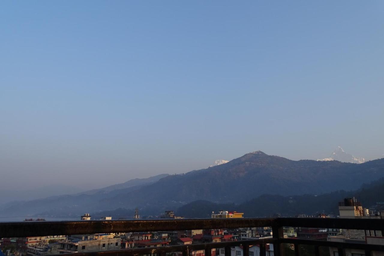 Hotel Karuna Pokhara Exterior foto
